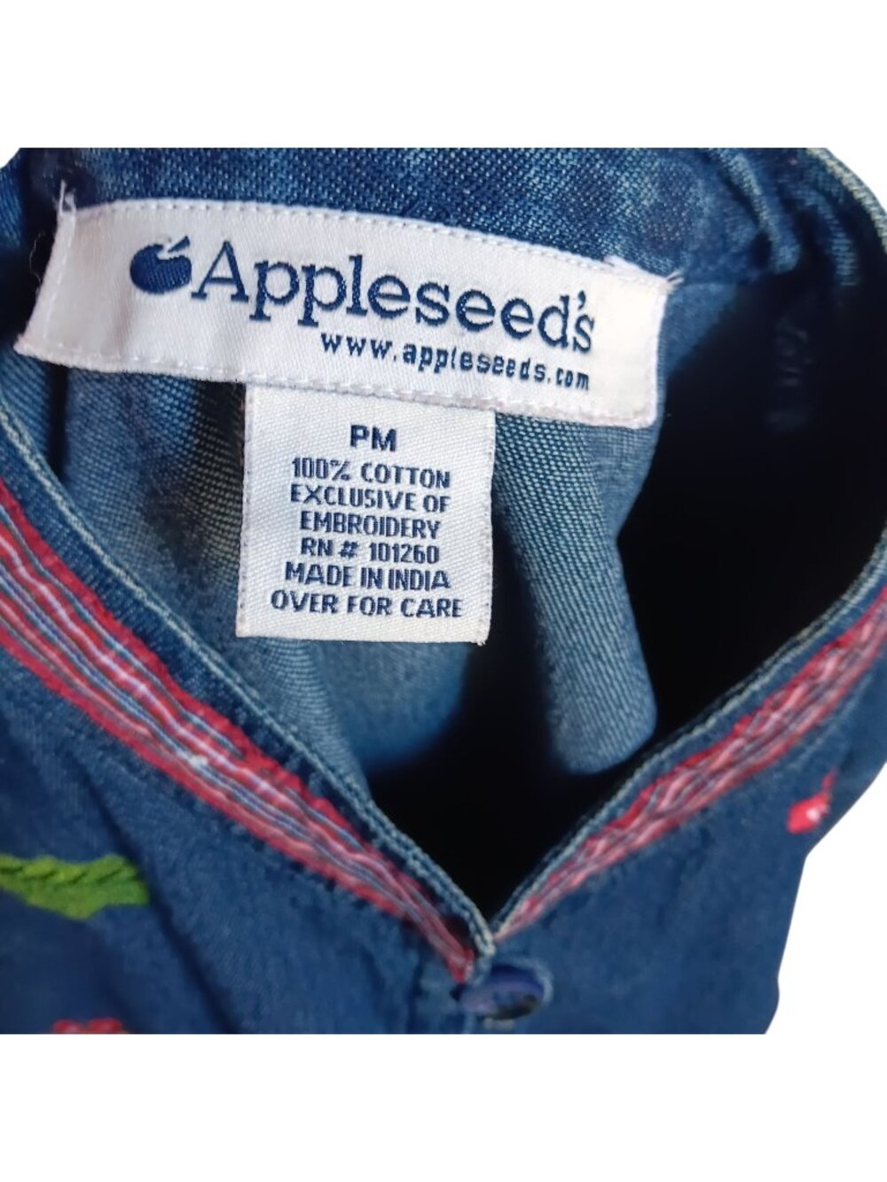 Embroidered Denim Jacket Women's Petite Medium PM Christmas Appleseeds Cottage